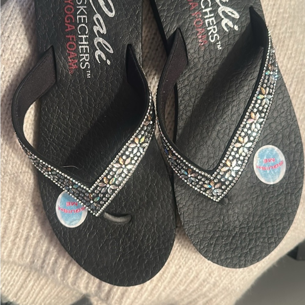 Skechers Rhinestone Flip Flops Size 8